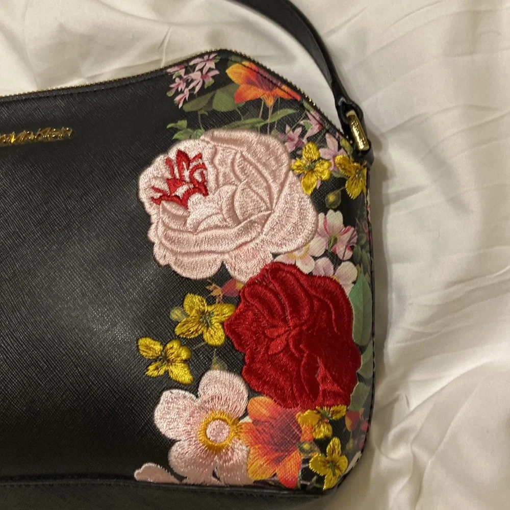 Calvin Klein Black embroidered flowered red pink green cross body, shoulder nice - Picture 6 of 12